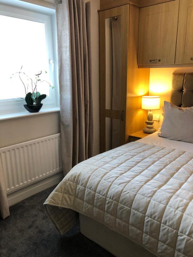 אלנמות' Westlea Guest House מראה חיצוני תמונה